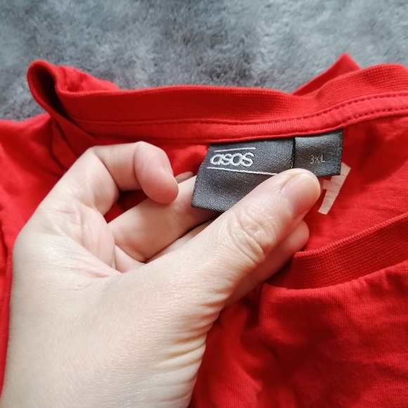 EUC Christmas Grinch long sleeve t-shirt - Picture 6 of 7